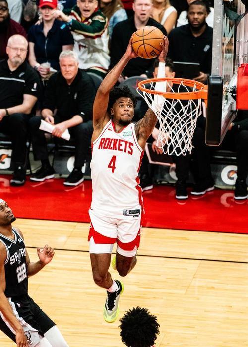 魔术绝杀时刻，格林点燃赛场，全明星入选迎来胜利！